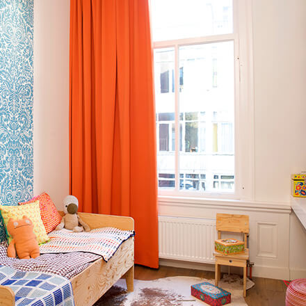 Verdunkelungsvorhang in Orange