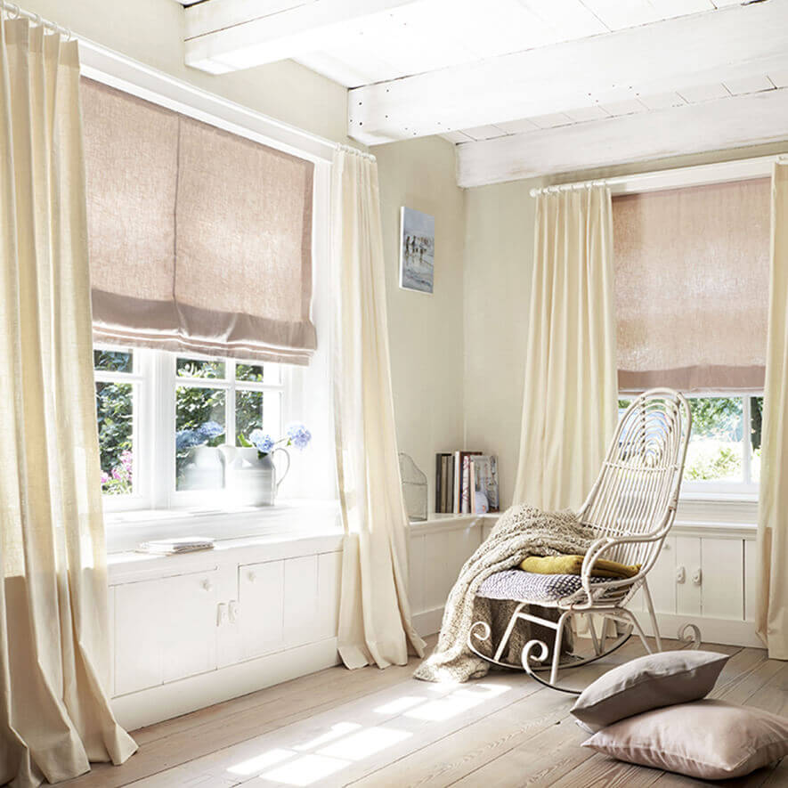 Blickdichte Gardinen im Shabby Chic Stil für das Schlafzimmer