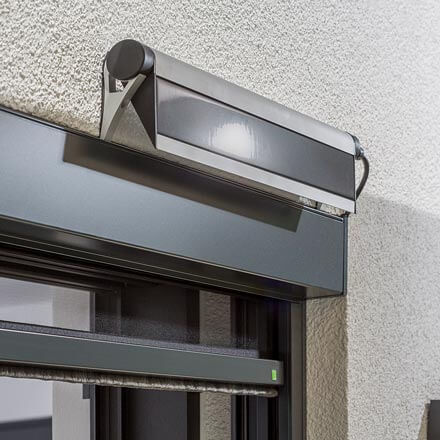 Solarmodul für Neher Insektenschutz Erollo für Türen bei Jaloucity