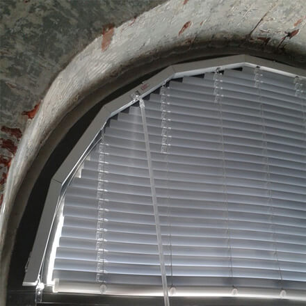 Jalousien Sonderform: halbkreis Detail
