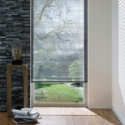 Premium Luxaflex&reg; Jalousien Special MegaView&reg;