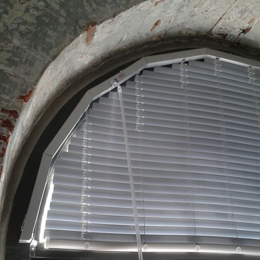 Jalousien Sonderform: halbkreis Detail