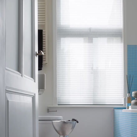 Blickdichte Plissees im Badezimmer - geschlossen