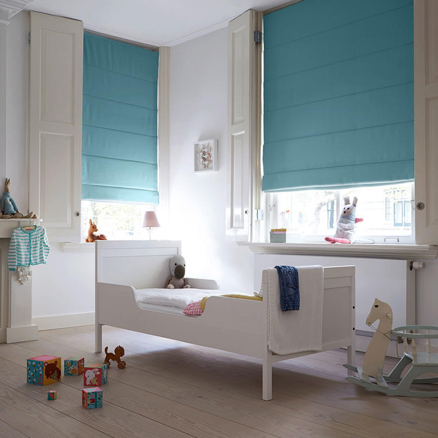 Babyzimmer angenehm abdunkeln mit einem Raffrollo Babyzimmer abdunkeln mit einem Raffrollo